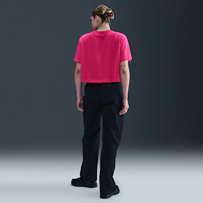 Nike Sportswear Essential Women's Cropped Logo T-Shirt