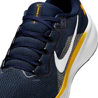Michigan Pegasus 41 Men's Nike College Road Running Shoes