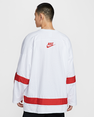 Nike Sportswear Club