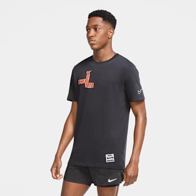 Download Free Nike Dri Fit Berlin Men S Running T Shirt Nike Nz PSD Mockups.
