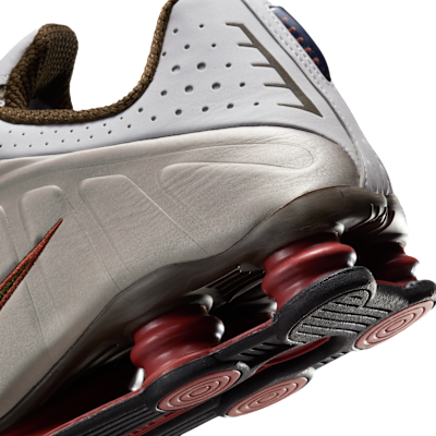 나이키 샥스 R4 남성 신발