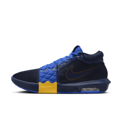 Calzado de básquetbol LeBron Witness 8