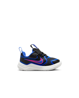 Nike Cosmic Runner