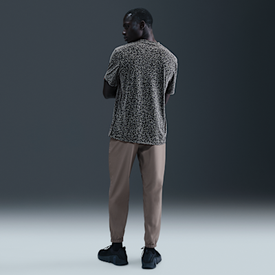 Nike Form vielseitige Hose mit schmal zulaufender Passform und für Herren