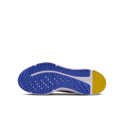 Nike Cosmic Runner Older Kids' Road Running Shoes