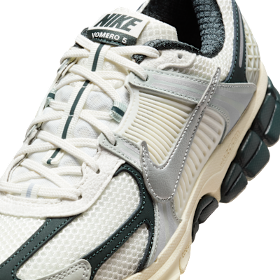 Nike Zoom Vomero 5 Women's Shoes