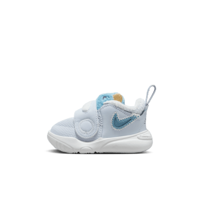 Tenis para bebé e infantil Nike Team Hustle D 11