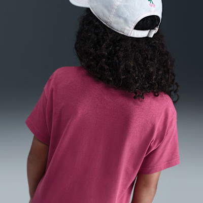 Nike Sportswear Essential Big Kids' (Girls') T-Shirt