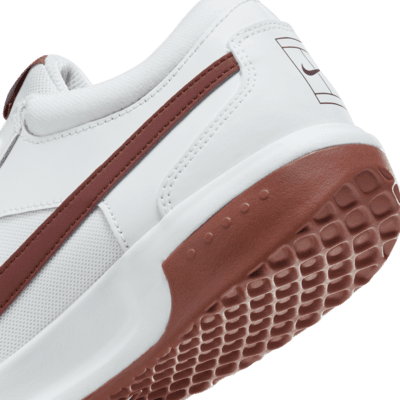 tennis nike zoom