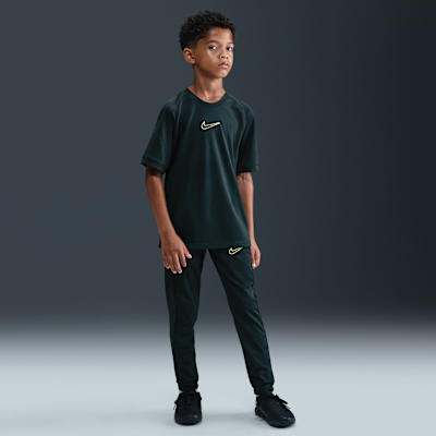 Fotbalové tričko s krátkým rukávem Nike Dri-FIT Academy pro větší děti