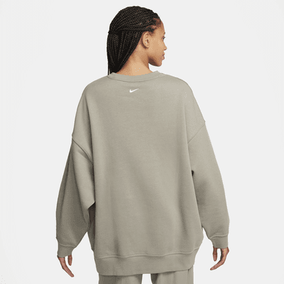 Nike Sportswear Women's Oversized Fleece Crew-Neck Sweatshirt. Nike HU