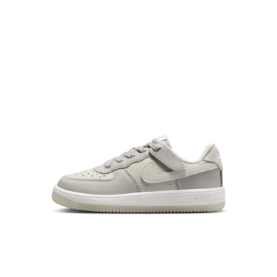 Nike Force 1 Low LV8 EasyOn Younger Kids' Shoes