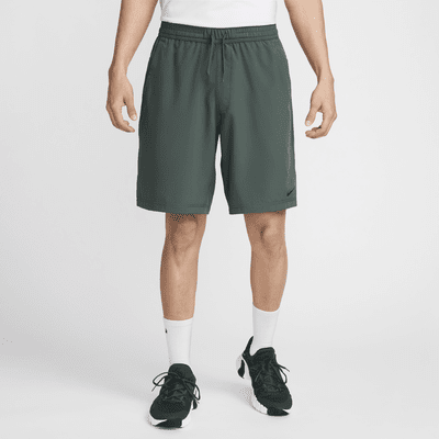 Shorts versátiles Dri-FIT de 23 cm sin forro para hombre Nike Form