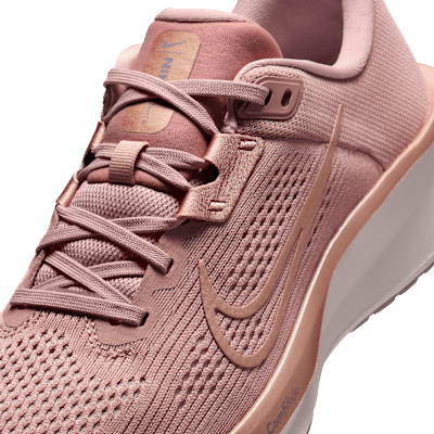 Tenis de correr en pavimento para mujer Nike Quest 6