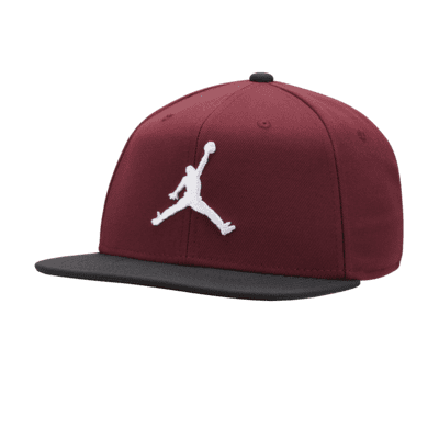Jordan Pro Jumpman Snapback Hat. Nike IL