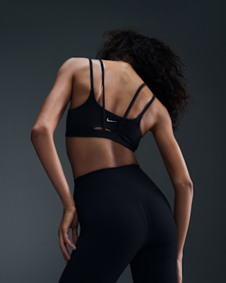 Женские  Nike Zenvy Strappy Light-Support Padded Sports Bra