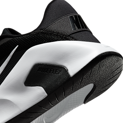 Nike Flex Train Women's Workout Shoes (Extra-Wide)