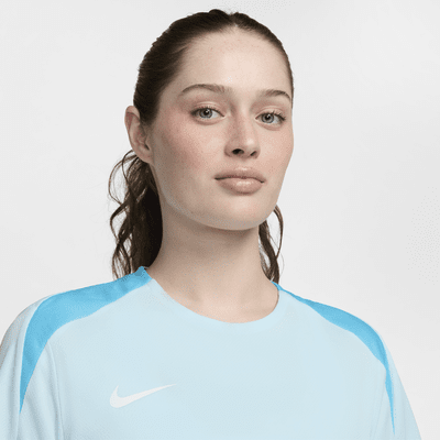 Haut de foot à manches courtes Dri-FIT Nike Strike pour femme