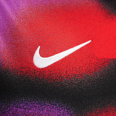 England Academy Pro Older Kids' Nike Dri-FIT Football Pre-Match Short-Sleeve Top