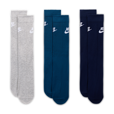 Nike Sportswear Everyday Essential Crew Socks (3 Pairs)