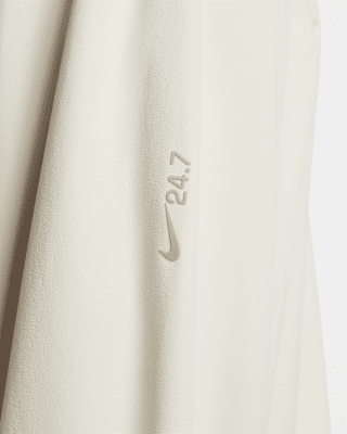 Nike 24.7 PerfectStretch