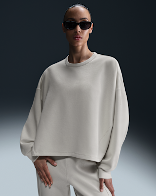 Женские  Nike 24.7 ImpossiblySoft Dri-FIT Oversized Crew-Neck Top