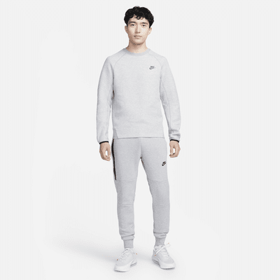 Nike Sportswear Tech Fleece Men's Crew. Nike IN