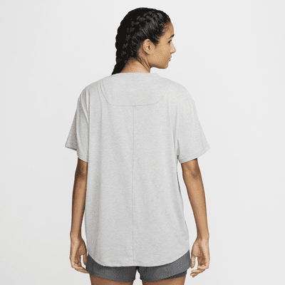 Playera de manga corta Dri-FIT para mujer Nike One Relaxed