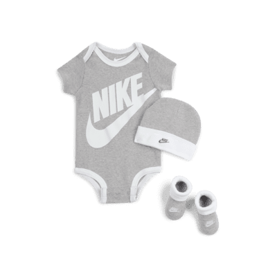 Nike Baby (0–6M) 3-Piece Set