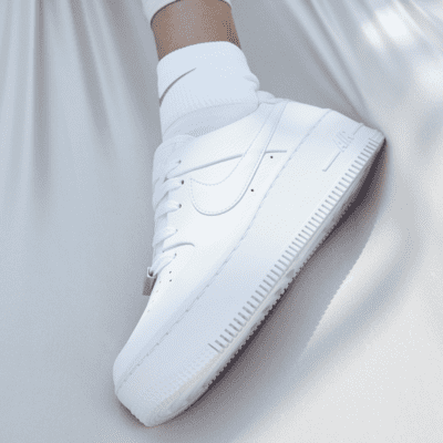 Chaussure Nike Air Force 1 Sage Low pour Femme