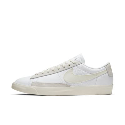 nike blazer low leather trainers in triple white