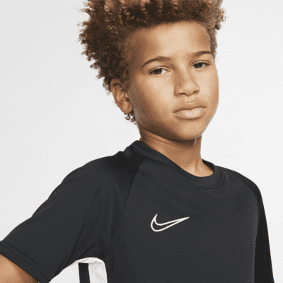 Nike Dri-FIT Academy Older Kids' Short-Sleeve Football Top. Nike VN