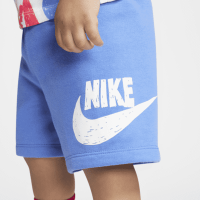 Conjunto de playera y shorts para bebé Nike (12 a 24 meses). Nike.com