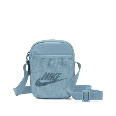 Nike Heritage Crossbody Bag (Small). 0
