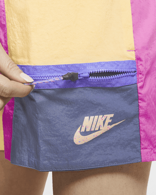 short nike icon clash