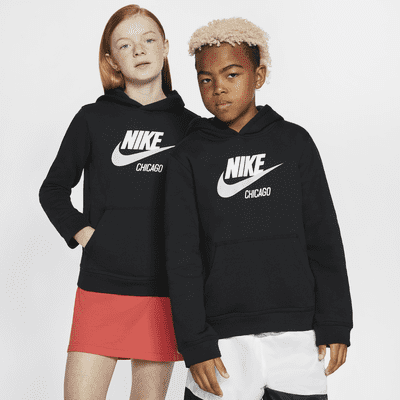 Nike Sportswear Club Fleece Chicago Big Kids' Pullover Hoodie. Nike.com