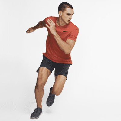 Nike Breathe Men's Short-Sleeve Training Top. Nike ZA