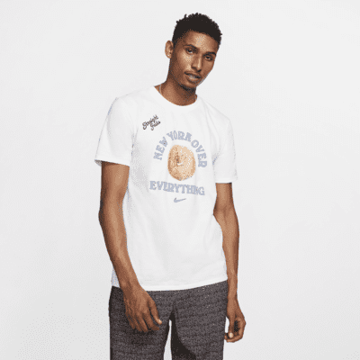 Nike Sportswear Men's T-Shirt. Nike.com