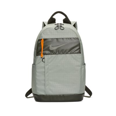 nike sportswear elemental