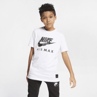 Nike Sportswear Older Kids' (Boys') T-Shirt. Nike HR