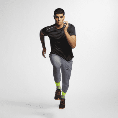 Nike Dri-FIT Miler Men's Short-Sleeve Running Top. Nike AU