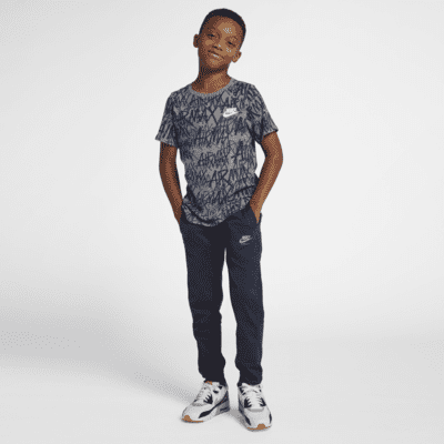 Nike Air Max Older Kids' (Boys') Trousers. Nike BG