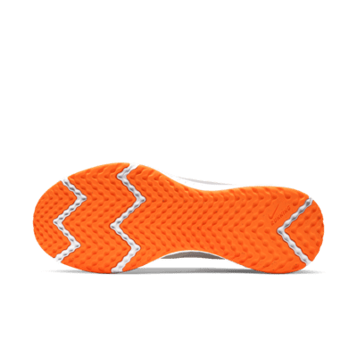 revolution 4 lightweight running shoe