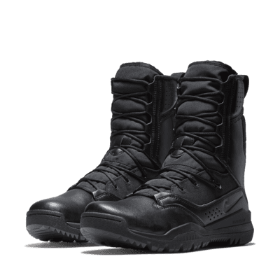 Derechos de autor Tren saldar Nike SFB Field 2 8” Tactical Boots. Nike.com