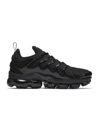 triple black vapor max plus