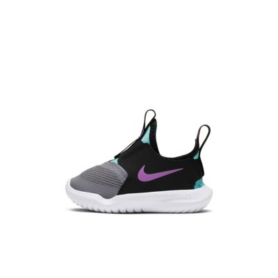 nike infant running shoes