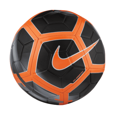 Winkelcentrum specificatie Me Nike Strike Voetbal. Nike BE
