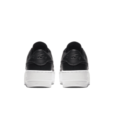 Chaussure Nike Air Force 1 Sage Low pour Femme