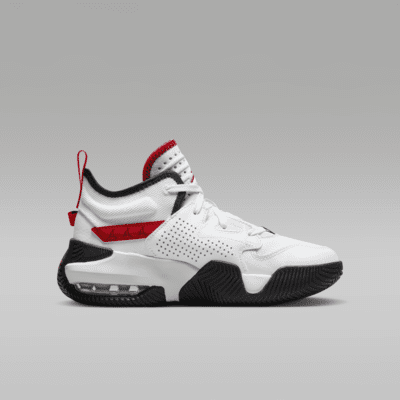 Jordan Stay Loyal 2 大童鞋款