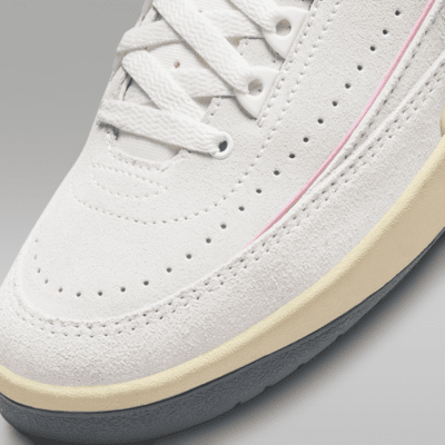 Air Jordan 2 Retro Women's Shoes